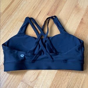 A black Lululemon energy bra